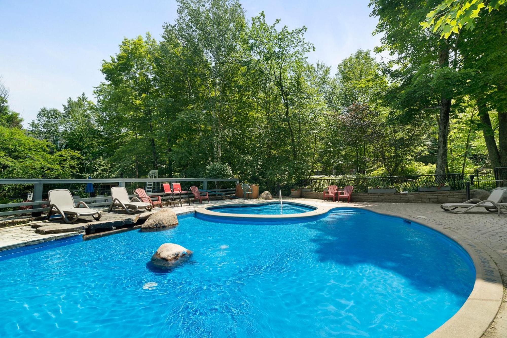 Les Manoirs Wpool & Hot Tub Near Village 120-7 Монт-Тремблант Екстериор снимка