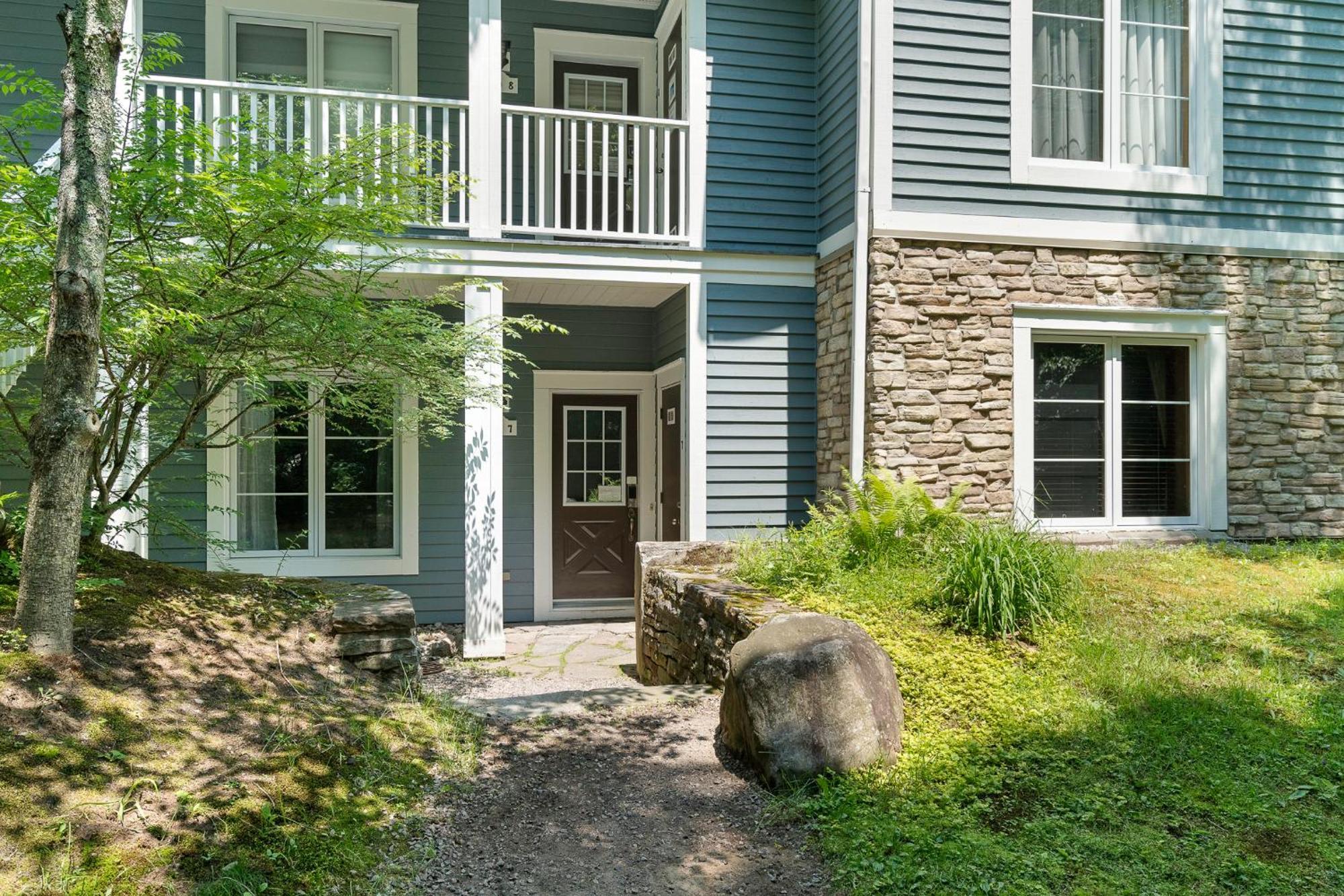 Les Manoirs Wpool & Hot Tub Near Village 120-7 Монт-Тремблант Екстериор снимка